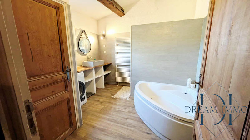 Maison - 276 m² - 7 pièces