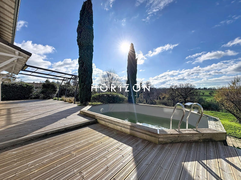 Maison contemporaine - 216 m² - 8 pièces