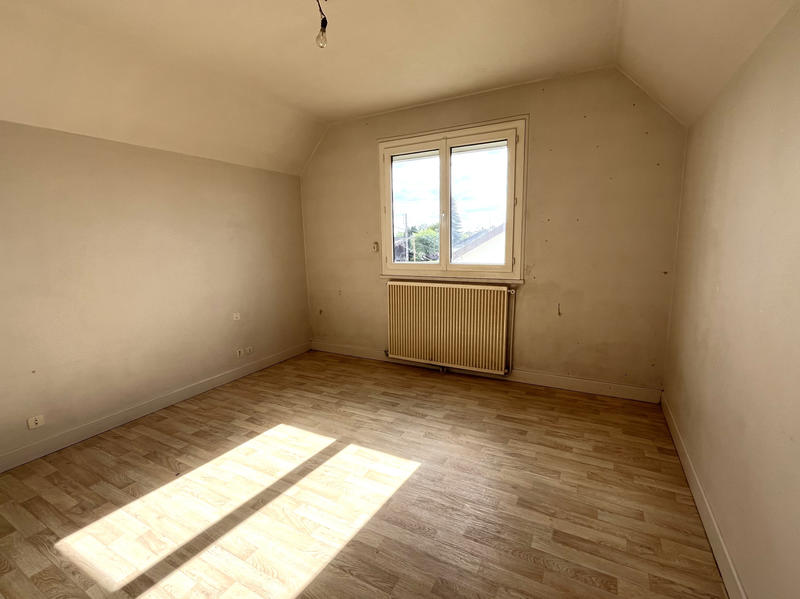 Maison - 103 m² - 5 pièces