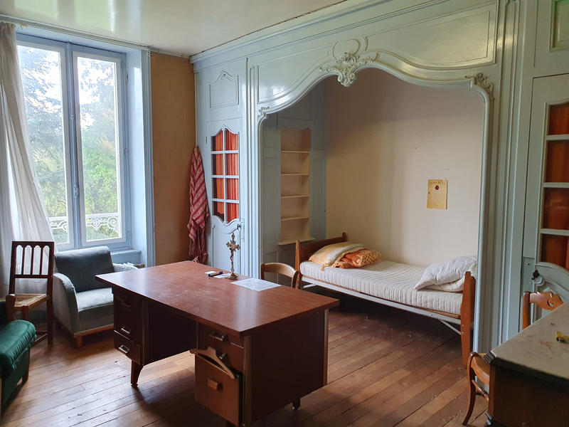 Château - 650 m² - 25 pièces