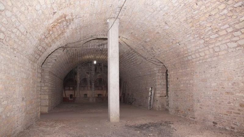 Appartement - 800 m² - 1 pièce