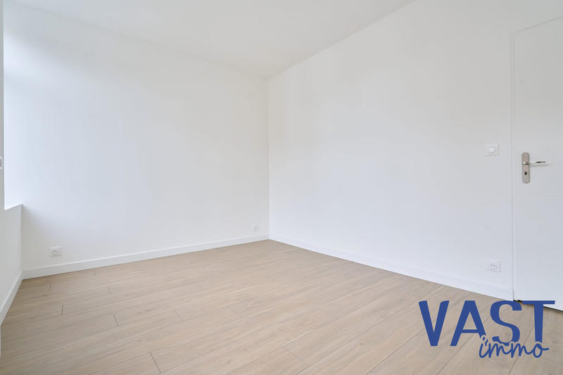 Maison - 111 m² - 5 pièces