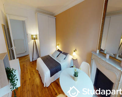 Chambre - 60 m² - 1 pièce