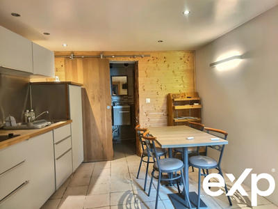 Châlet - 232 m² - 15 pièces