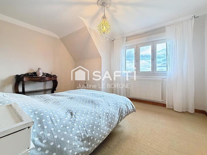 Maison - 180 m² - 7 pièces