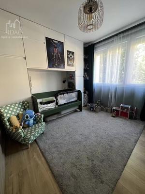 Appartement - 80 m² - 4 pièces