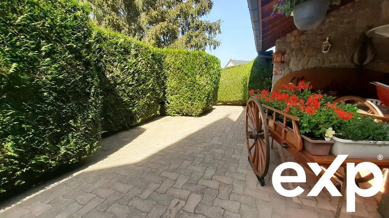 Château - 483 m² - 18 pièces