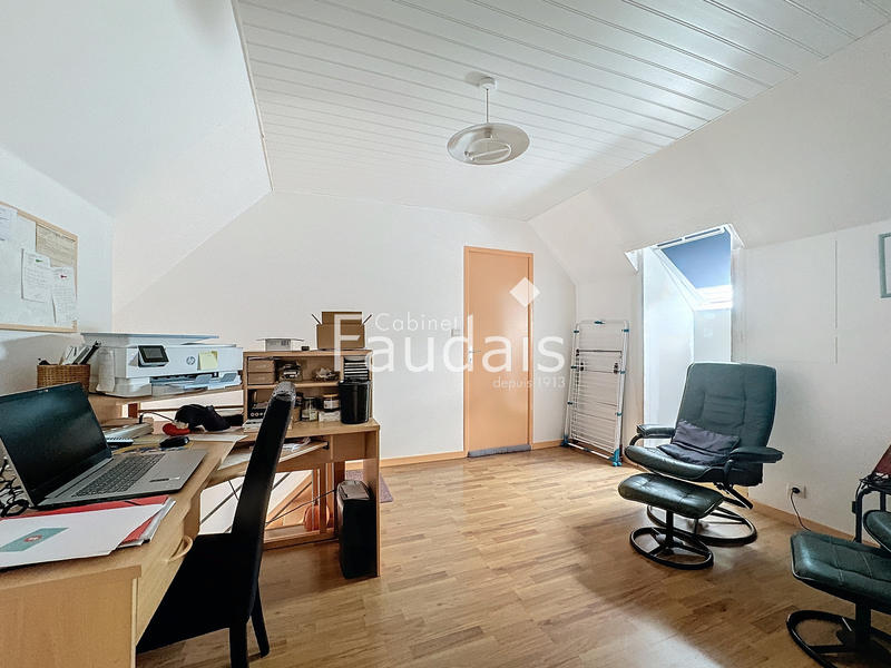 Maison - 141 m² - 7 pièces