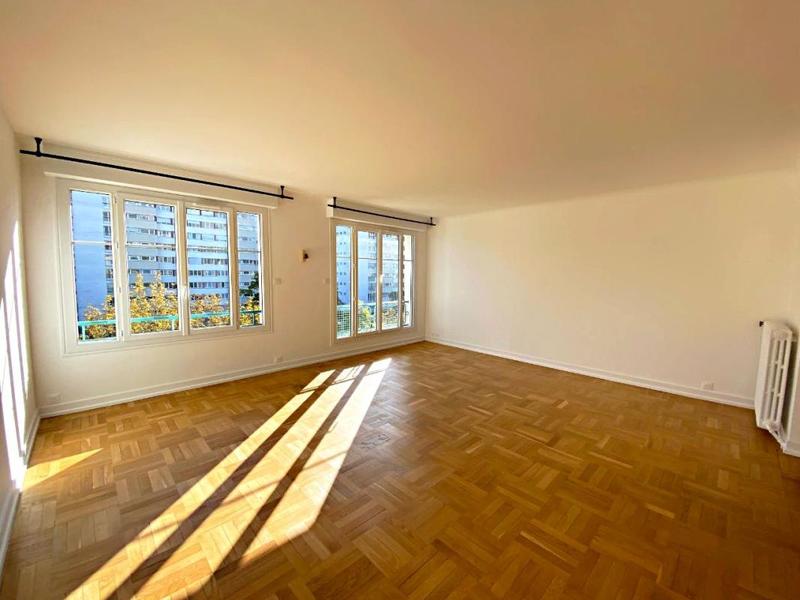 Appartement - 90 m² - 3 pièces