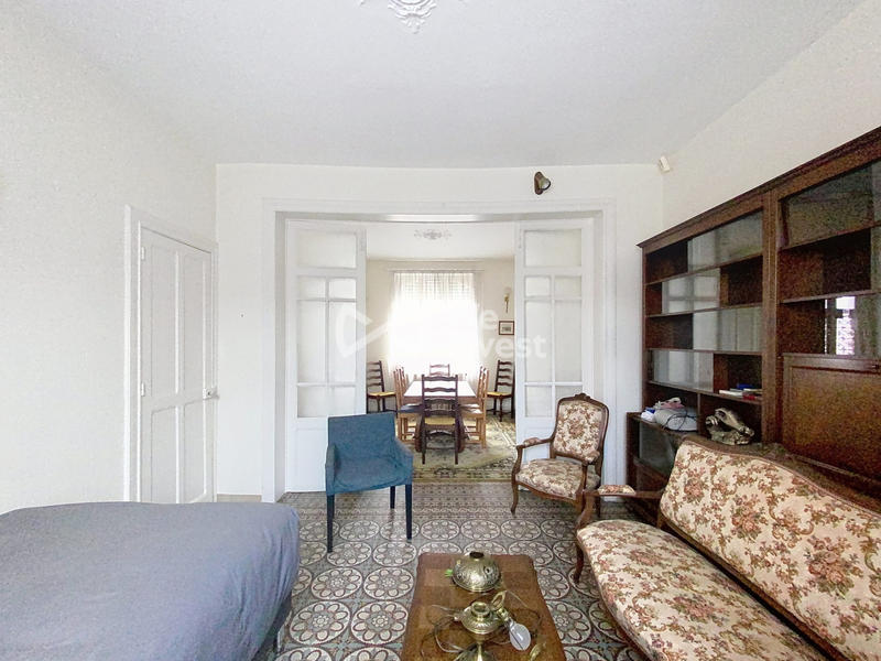 Maison - 184 m² - 7 pièces