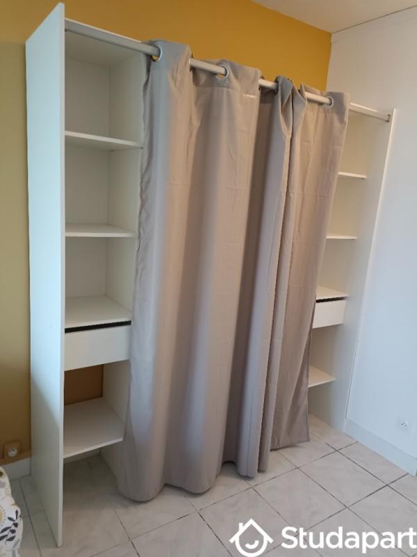 Chambre - 9 m² - 1 pièce