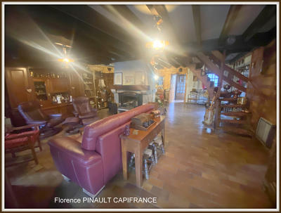 Maison - 132 m² - 8 pièces