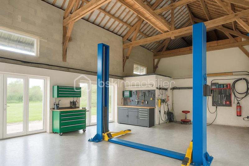 Grange - 215 m² - 5 pièces