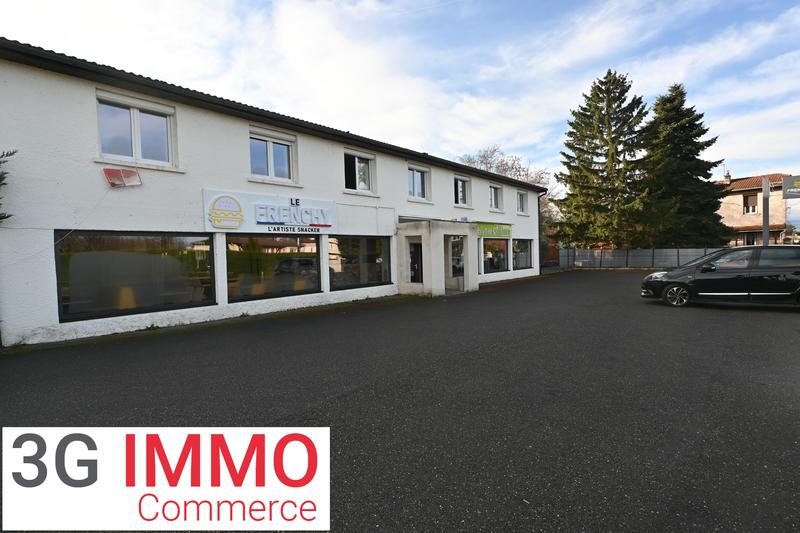 Local commercial - 200 m² - 5 pièces