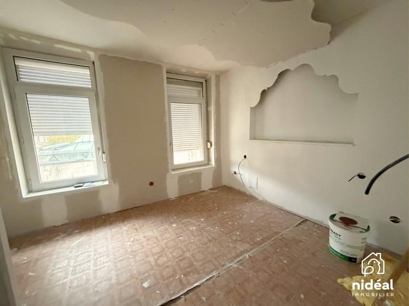 Maison - 80 m² - 6 pièces