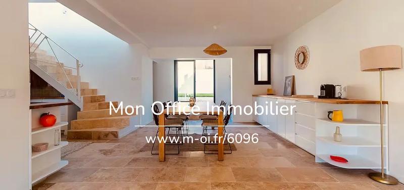 Villa - 180 m² - 7 pièces