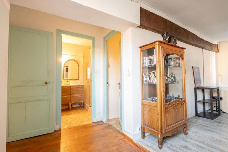 Maison - 229 m² - 8 pièces