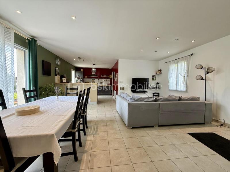 Maison - 108 m² - 5 pièces