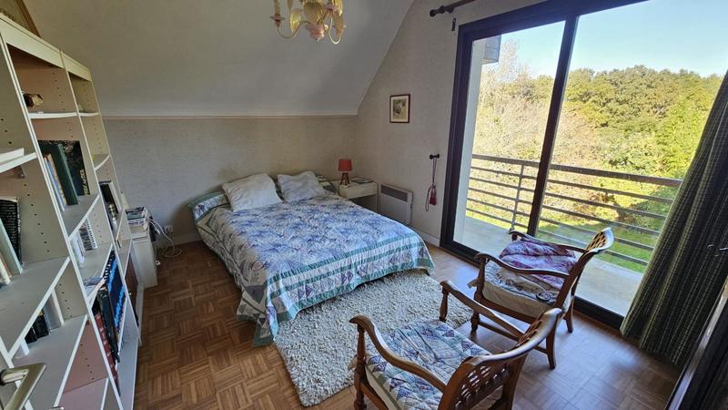 Maison - 164 m² - 7 pièces