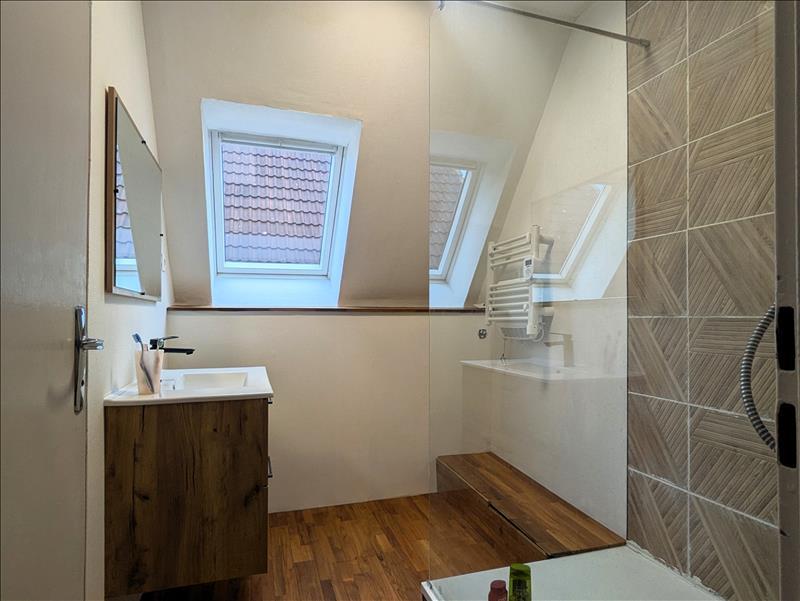 Maison - 85 m² - 5 pièces