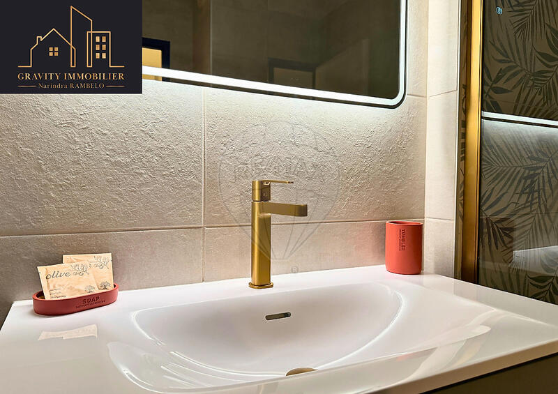 Studio - 25 m² - 1 pièce