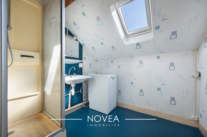 Maison ancienne - 210 m² - 8 pièces