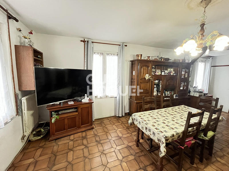 Maison - 160 m² - 8 pièces