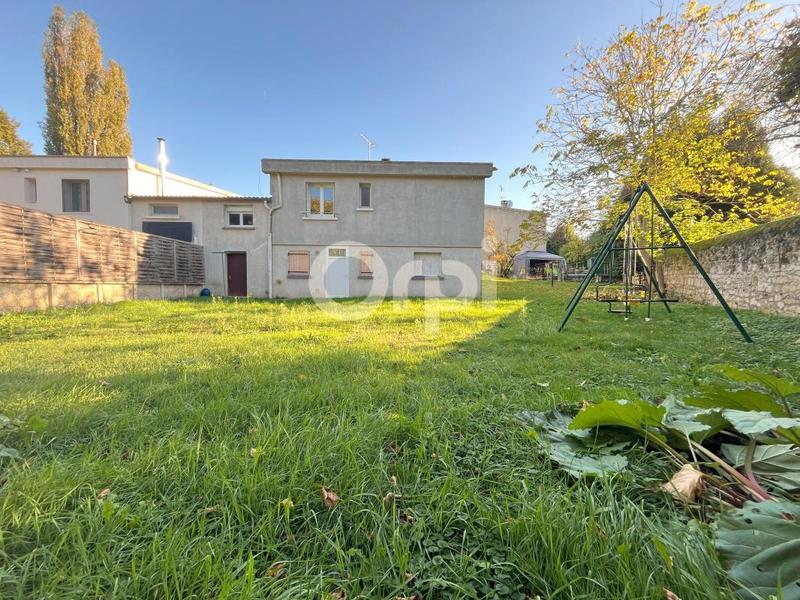 Maison - 140 m² - 6 pièces