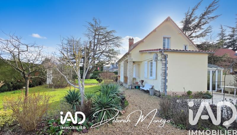 Maison - 99 m² - 5 pièces