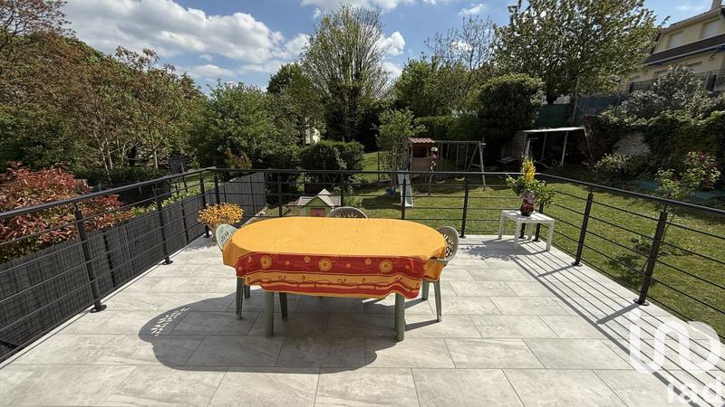 Maison - 111 m² - 5 pièces