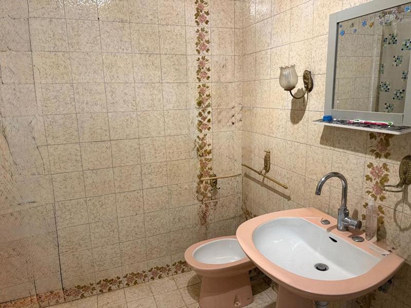 Maison - 202 m² - 7 pièces