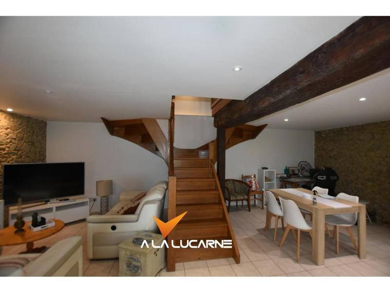 Maison en pierre - 74 m² - 4 pièces