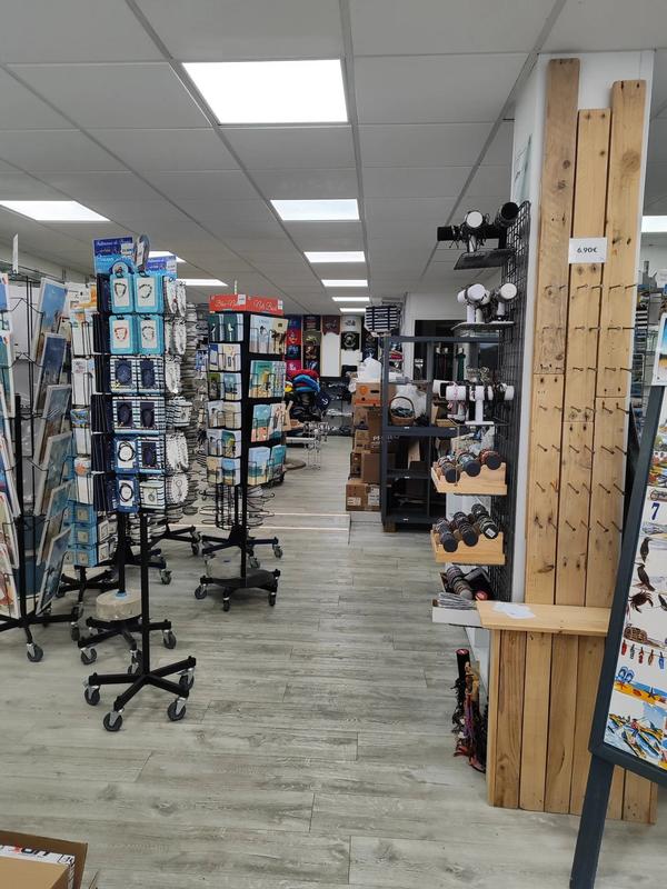 Fonds de commerce - Magasins - 106 m²