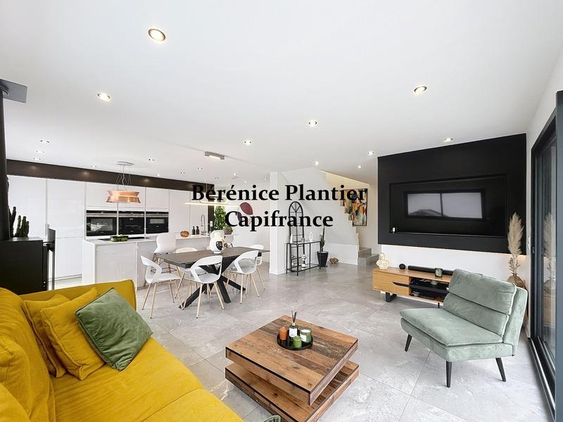 Maison - 123 m² - 5 pièces