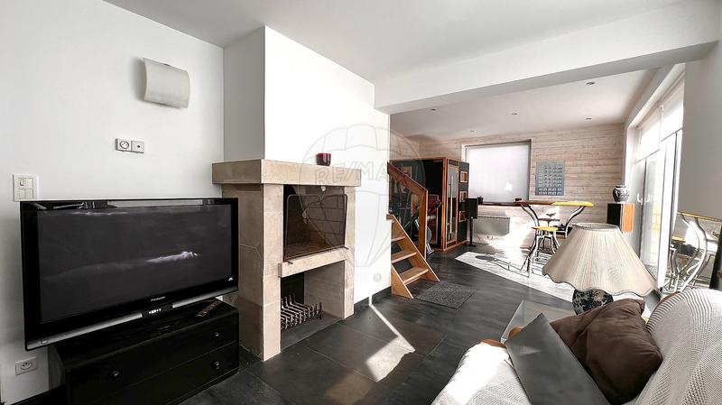 Propriété - 373 m² - 10 pièces