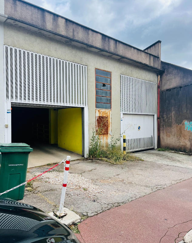 Parking / Garage - 50 m²