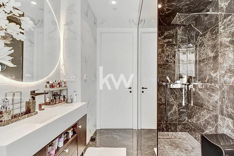 Appartement - 92 m² - 3 pièces