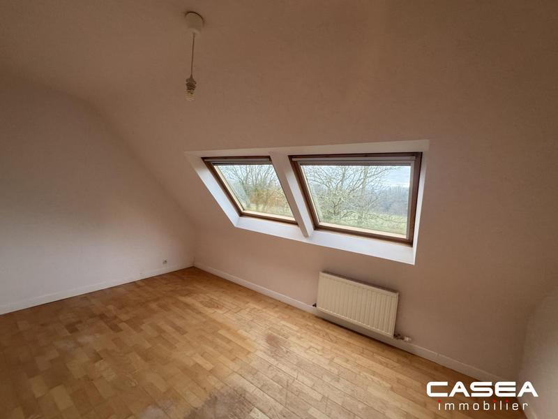 Maison traditionnelle - 120 m² - 6 pièces