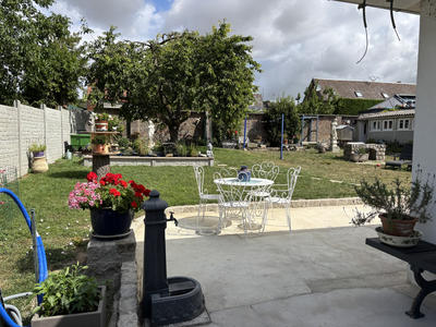 Maison - 95 m² - 6 pièces