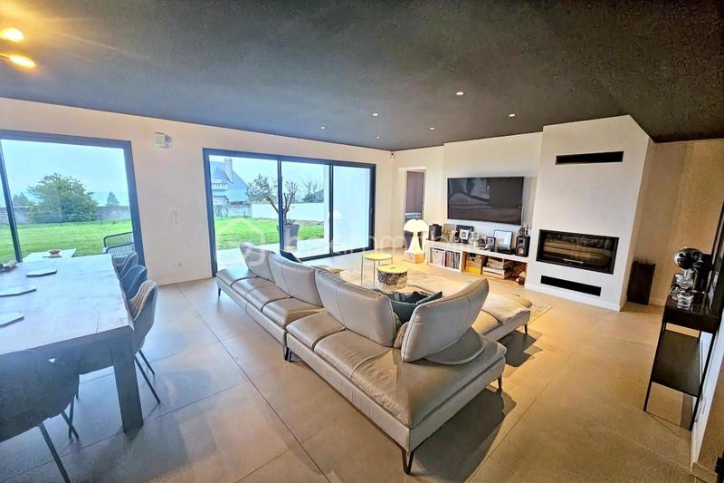 Maison - 189 m² - 7 pièces