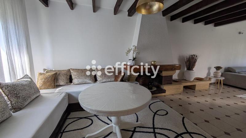 Maison - 85 m² - 5 pièces