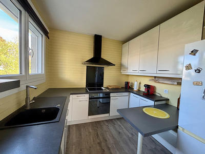 Appartement - 98 m² - 3 pièces