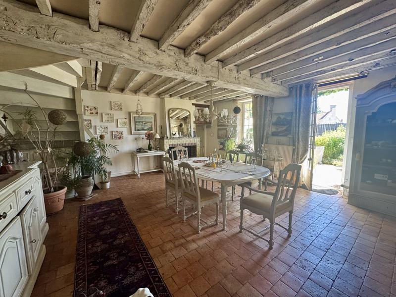 Maison - 140 m² - 5 pièces