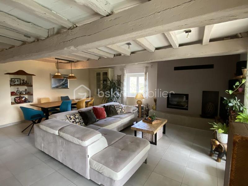 Maison en pierre - 225 m² - 8 pièces