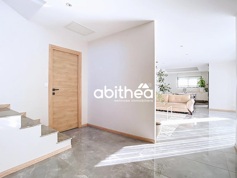 Villa - 123 m² - 4 pièces