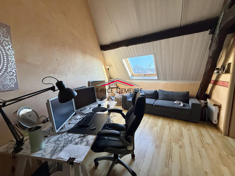 Maison traditionnelle - 108 m² - 5 pièces