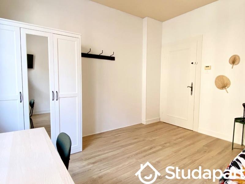 Chambre - 20 m² - 1 pièce