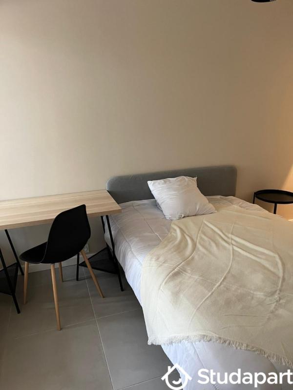 Chambre - 12 m² - 1 pièce