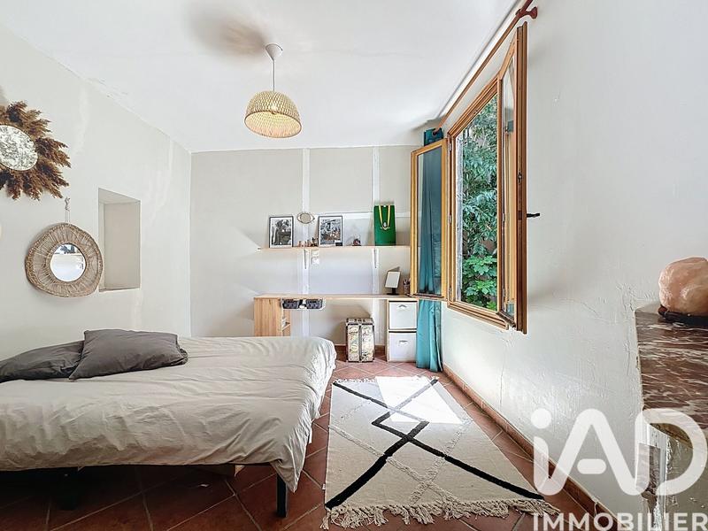 Maison - 180 m² - 8 pièces