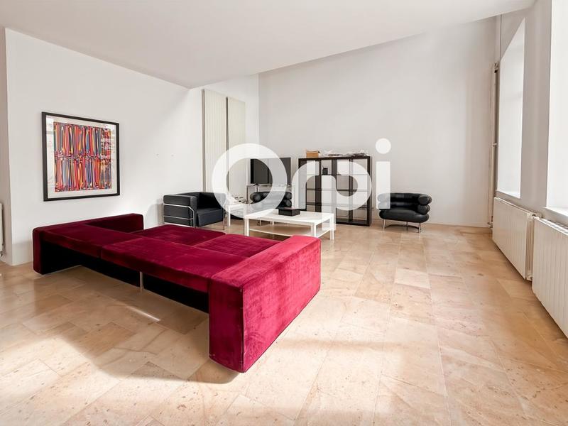 Maison - 202 m² - 5 pièces